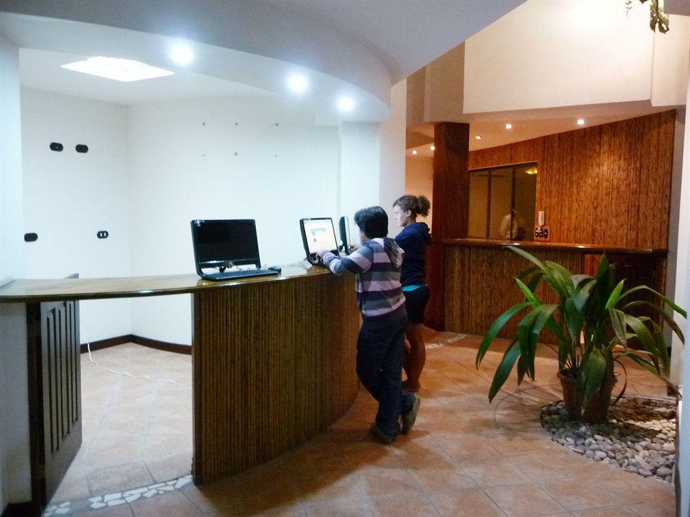 Alajuela Backpackers Airport Hostel ภายนอก รูปภาพ