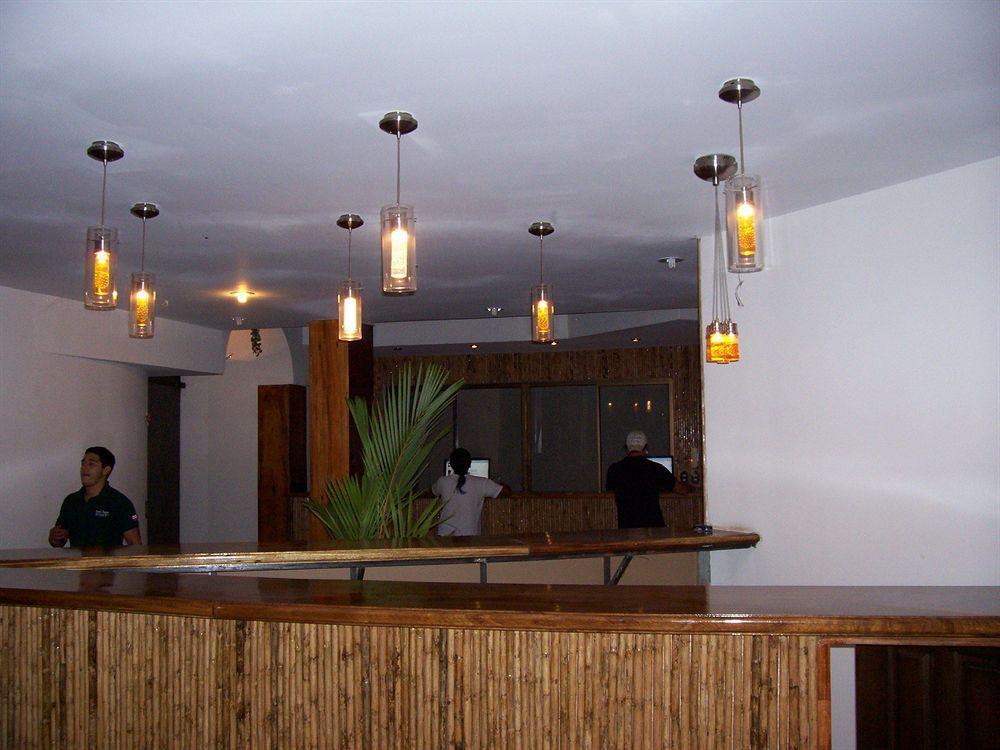 Alajuela Backpackers Airport Hostel ภายนอก รูปภาพ